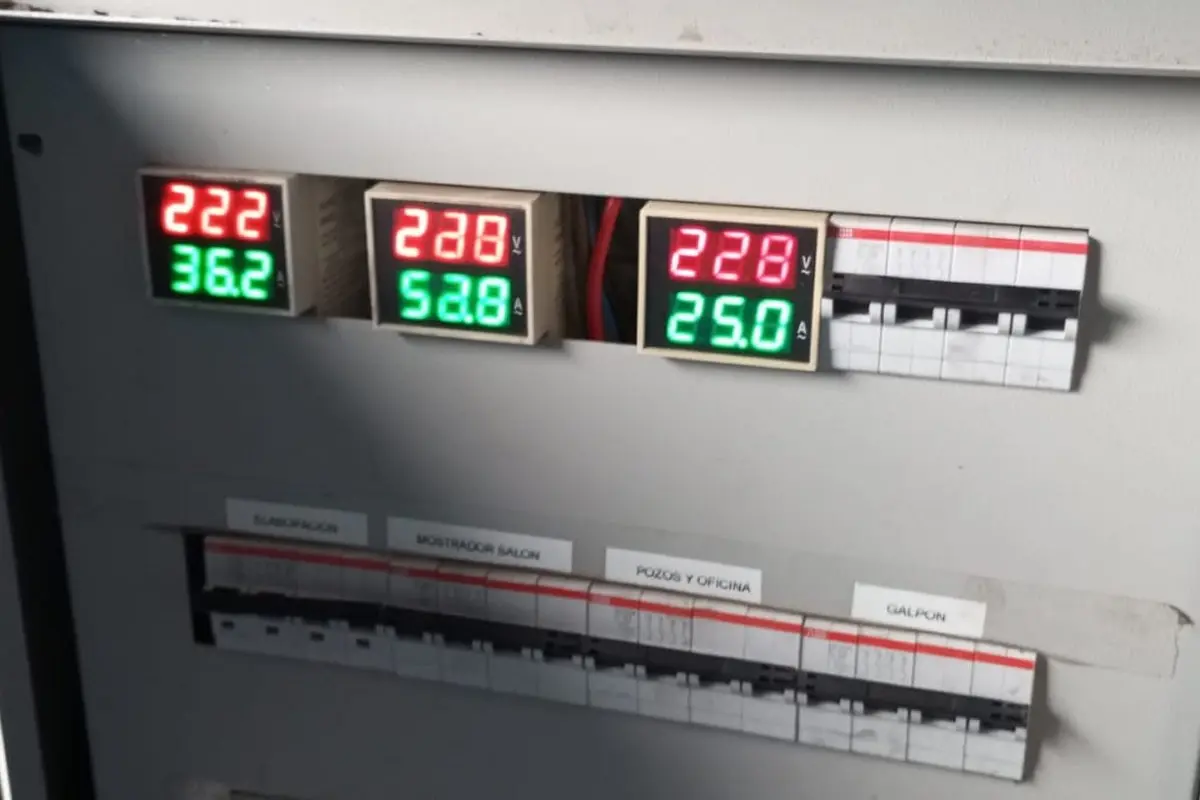 dimensionamiento grupo electrógeno para hotel