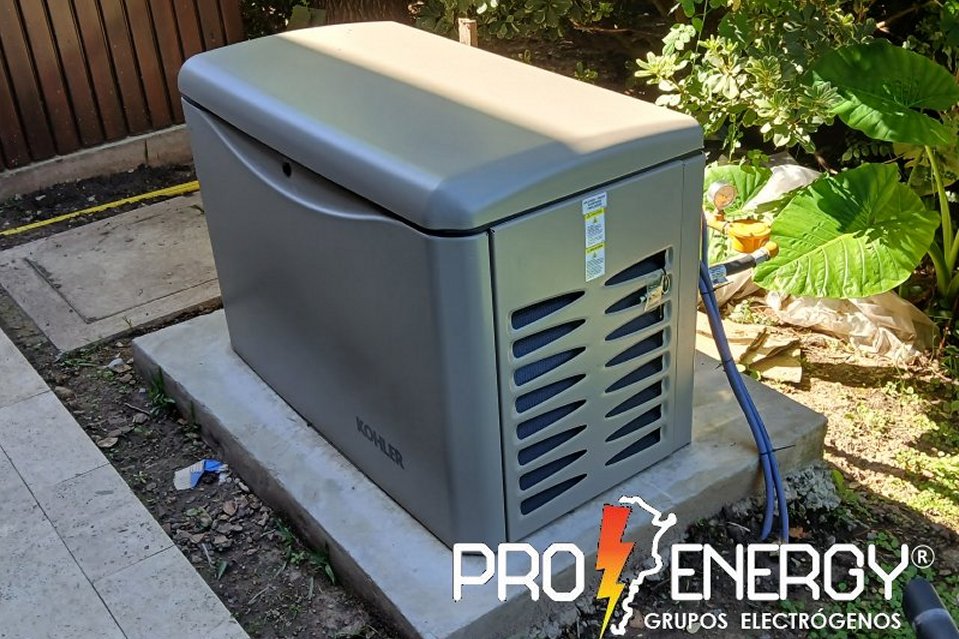 Grupo electrógeno Kohler 20 kVA residencial instalado en Highland Park